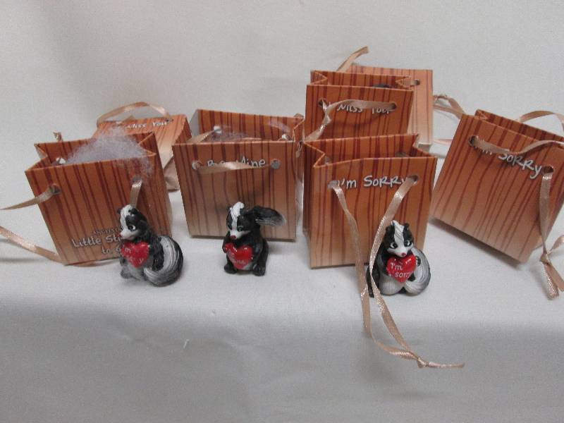 Lot of 8  Little Stinkers message b...