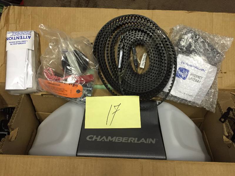 Chamberlain 1-14 HPS Smartphone-Controlled Wi-Fi Belt Drive Garage Door Opener with Battery Backup and Ultra-Quiet Operation New but small dent on unit see picture