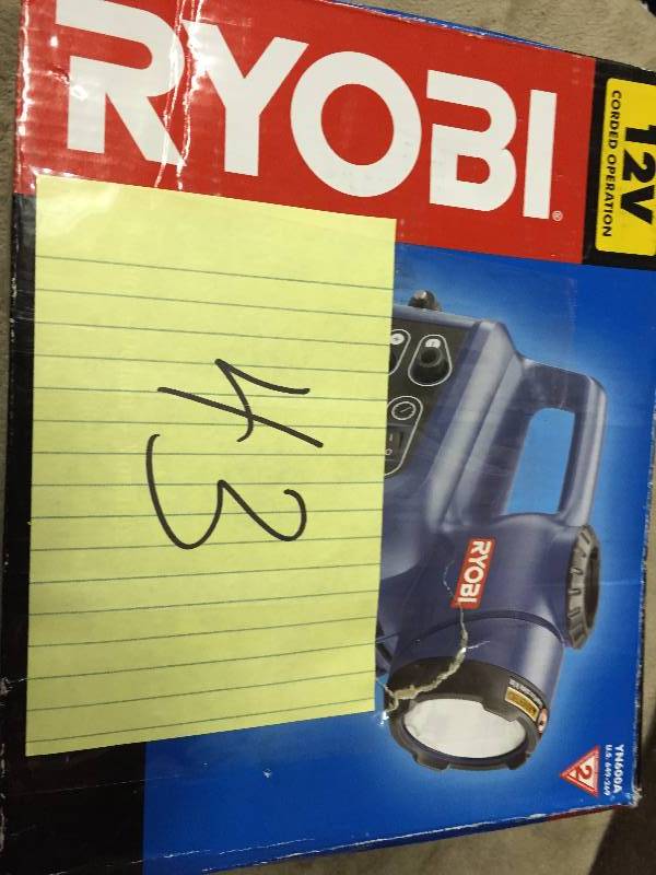 Ryobi 12-Volt InflatorDeflator with Flashlight