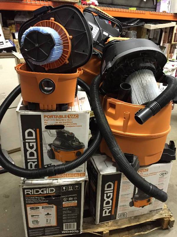 Pallet of Ridgid WetDry Vacs Assorted Sizes all in working condition