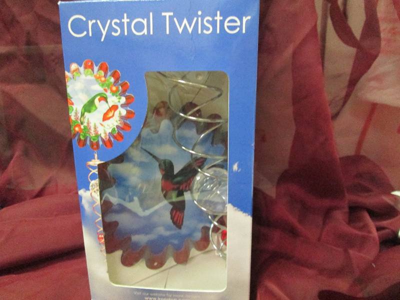 Animated Hummingbird Wind Spinner...
