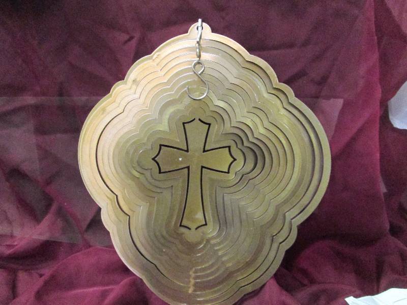 Gold Cross Wind Spinner...