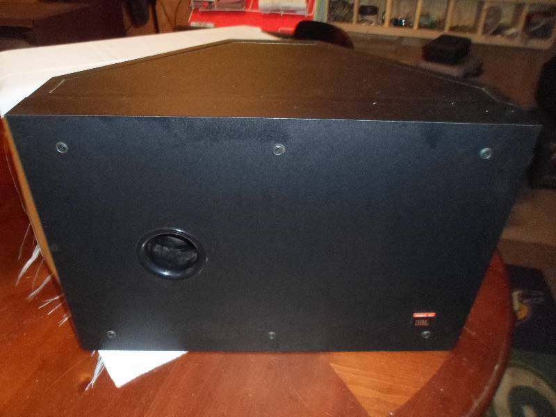 JBL Subwoofer