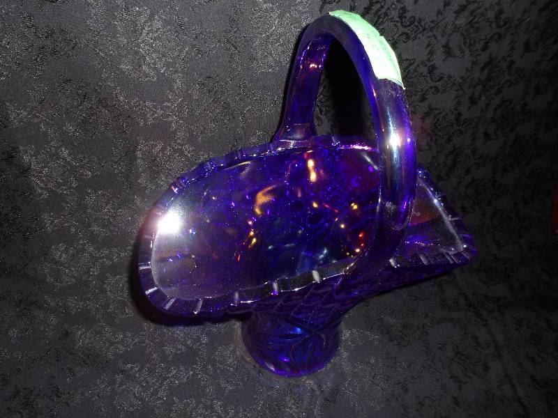 LE Smith Innovation Blue Carnival Glass Basket