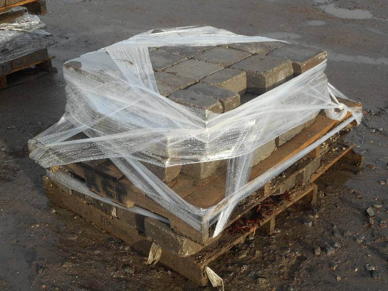 (1) Pallet Of Tumbled 4 Thick...