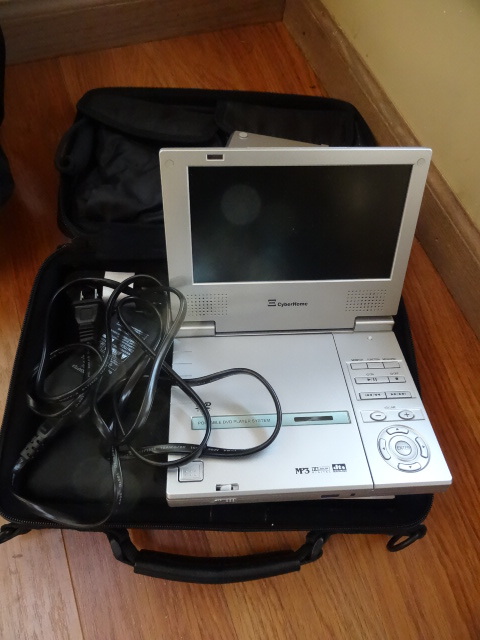 lot 10 image: CyberHome DVD player
