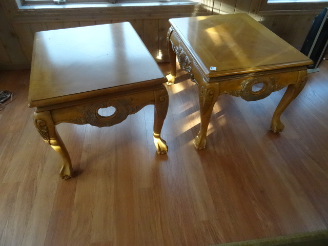 lot 21 image: Solid Oak wood Side Tables