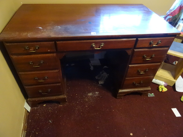 lot 28 image: 8 Drawer Desk Solid wood