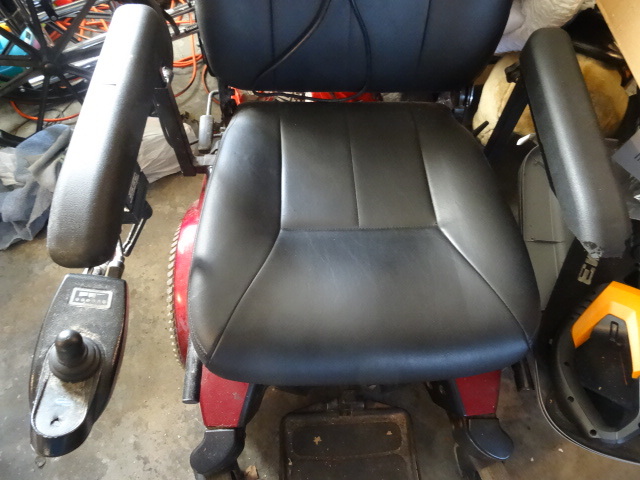 lot 37 image: Invacare Pronto series Wheelchair Heavy duty