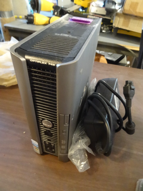 lot 93 image: Dell Otiplex Desktop, 160gb hd 3.4ghs 2g ram Windows 7