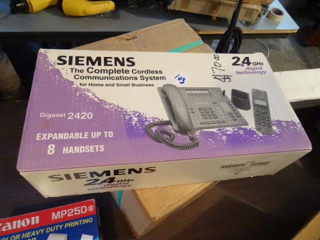 lot 103 image: Siemens Complete cordless phone system new in box