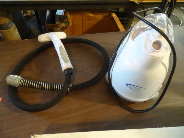 lot 105 image: Home touch steamer