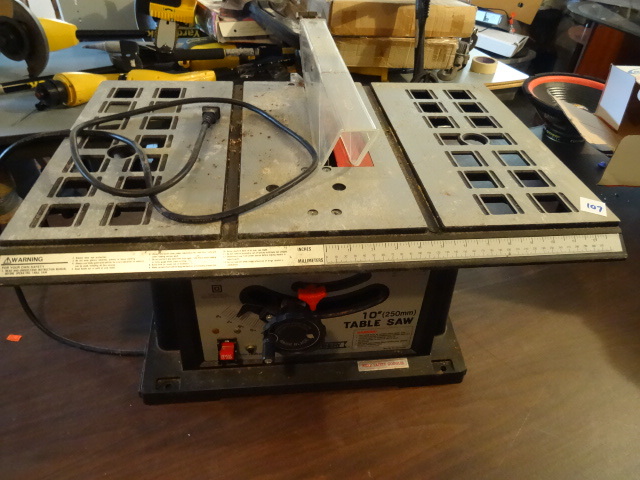 lot 107 image: Central Machinary 0 table saw