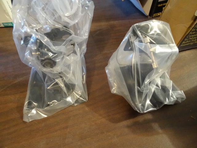 lot 119 image: Speaker mount brackets