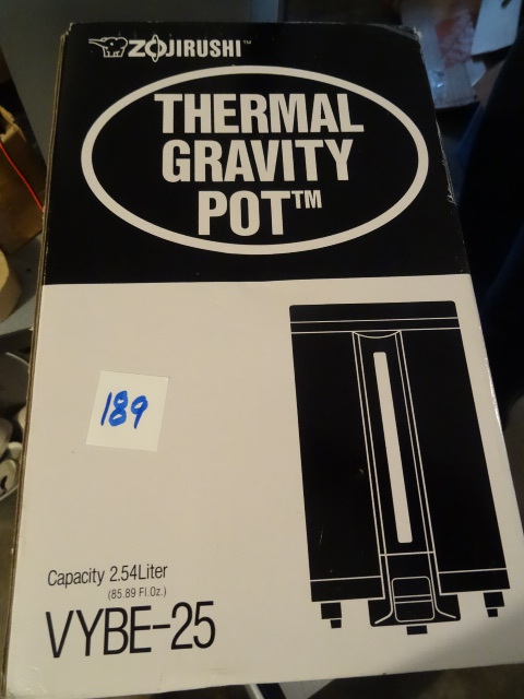 lot 189 image: Zokirushi thermal gravity pot vybe-25