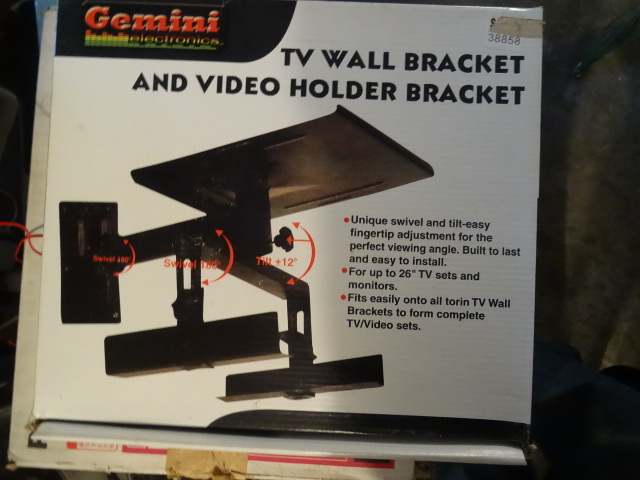 lot 191 image: Tv wall bracket made by Gemini