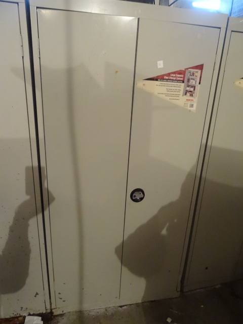 Stack ON Large capacity 3 Shelves Storage cabinet