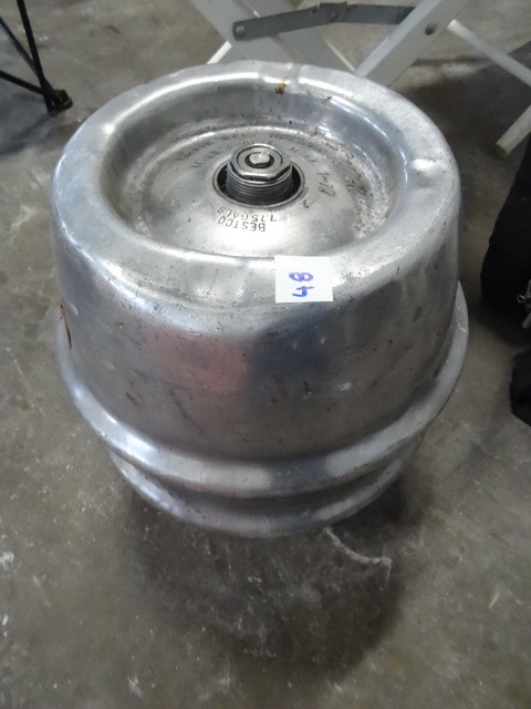 lot 48 image: Grain Belt Aluminum Keg 7.75 Gals.