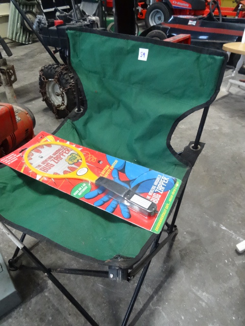 lot 59 image: Fold Up Lawn Chair,