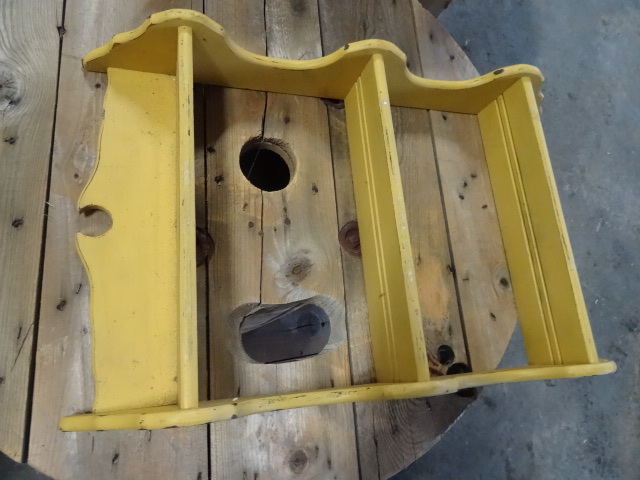 lot 70 image: Vintage Wood Wall Shelf