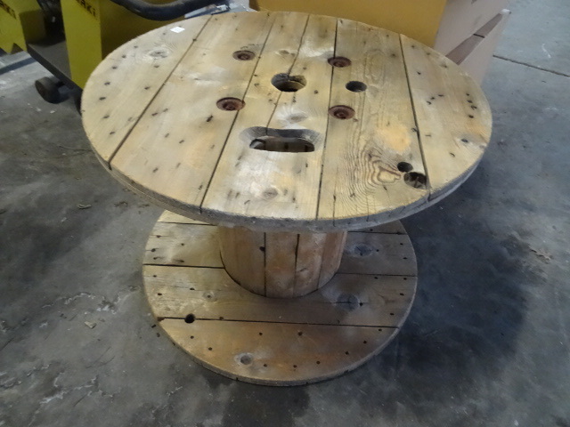 lot 73 image: Wood Cable Reel 36