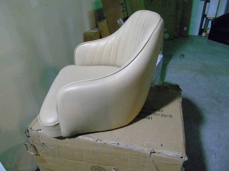 Cream colored chair w no legs