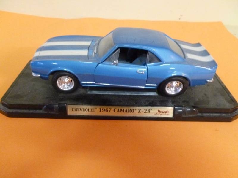 Die Cast Metal Car