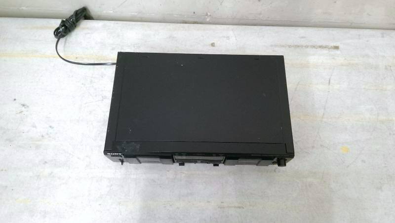 lot 30 image: Sony TC-WE435 Stereo Cassette Deck