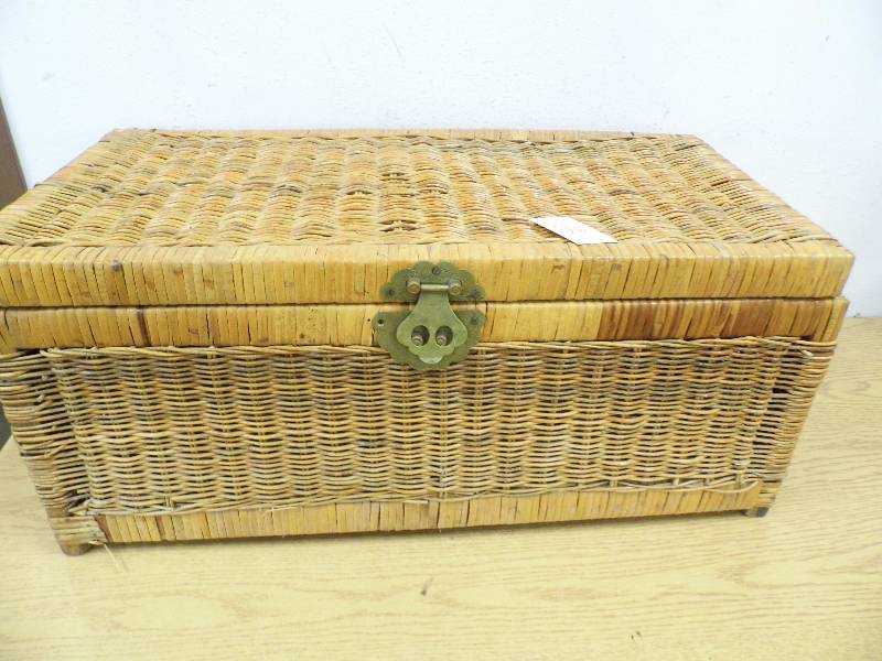 Wicker Trunk