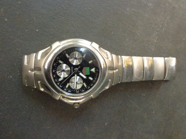 lot 24 image: Mens Quartz Heuer Watch