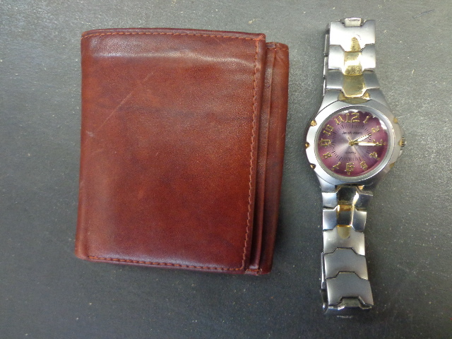 lot 65 image: Mens Watch & Wallet