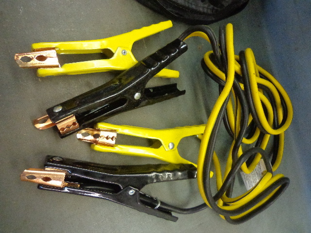 lot 74 image: Booster Cables