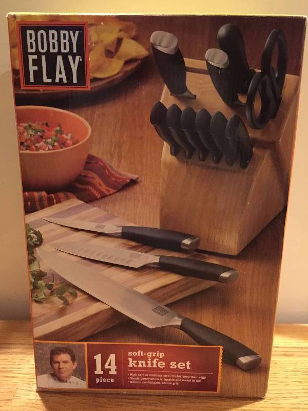 lot 1 image: New Bobby Flay 14 Piece Knife Set
