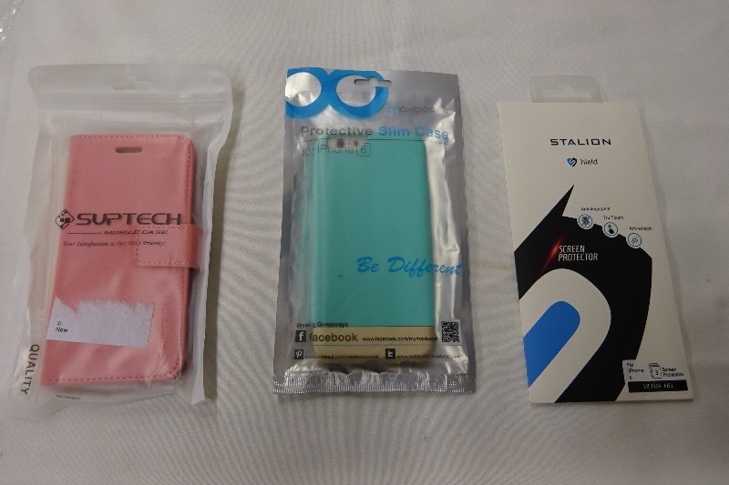 2 Phone Cases and 1 Screen Protector for IPhone 6