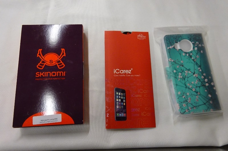 1 Phone case and 2 Screen protectors for Lumina 950XL