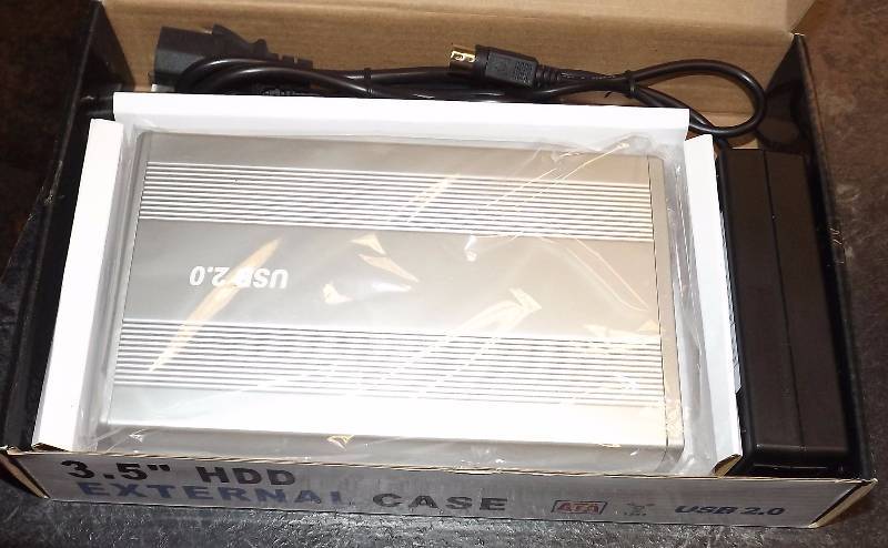 3.5 HDD External Case IDE USB  NEW IN BOX