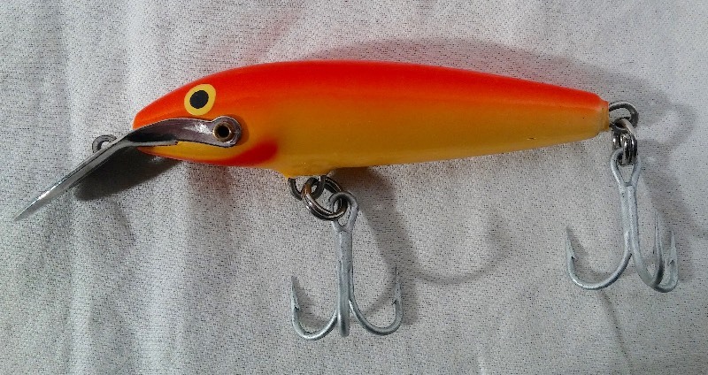 Set of (4) Rapala Lures (2 each of 2 lures)  (used for a promotion, new  never used  no box)