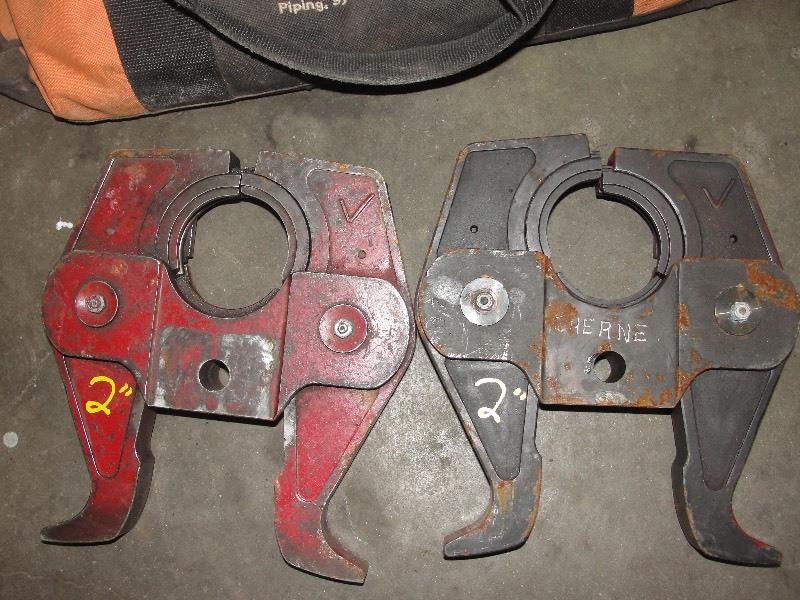 Case with 2 - 2 Clamps
