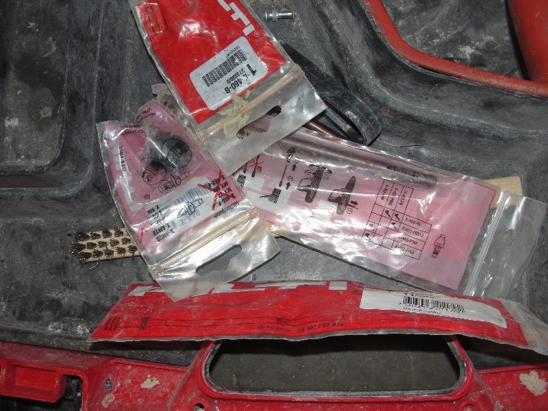 Hilti DX460 Powder Actuated Tool
