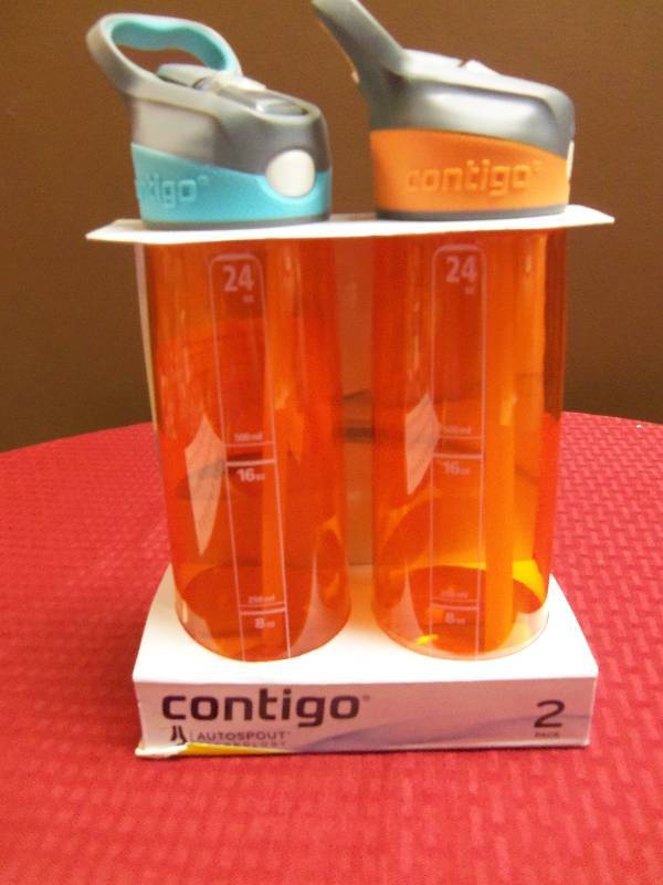 lot 62 image: 2 Contigo Water Bottles