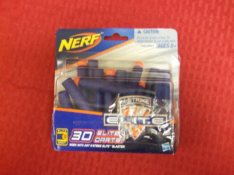 lot 70 image: Nerf N-Strike Elite Darts