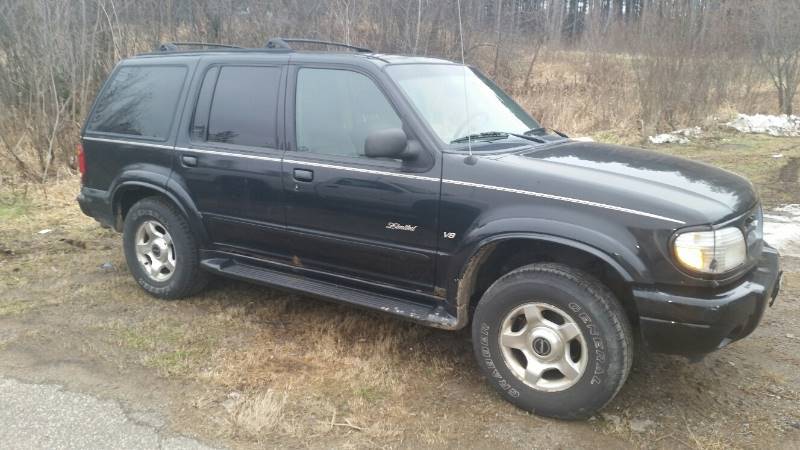 2000 Ford Explorer Limited