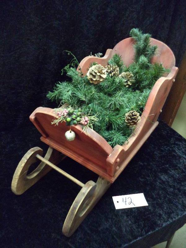 Red Wood Christmas Sleigh