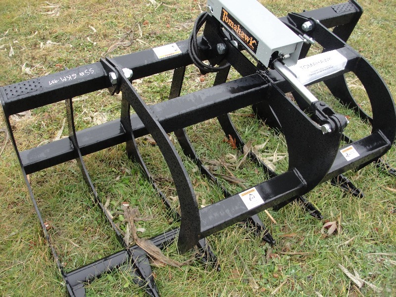 NEW 66 Tomahawk Universal Quick Attach  Grapple