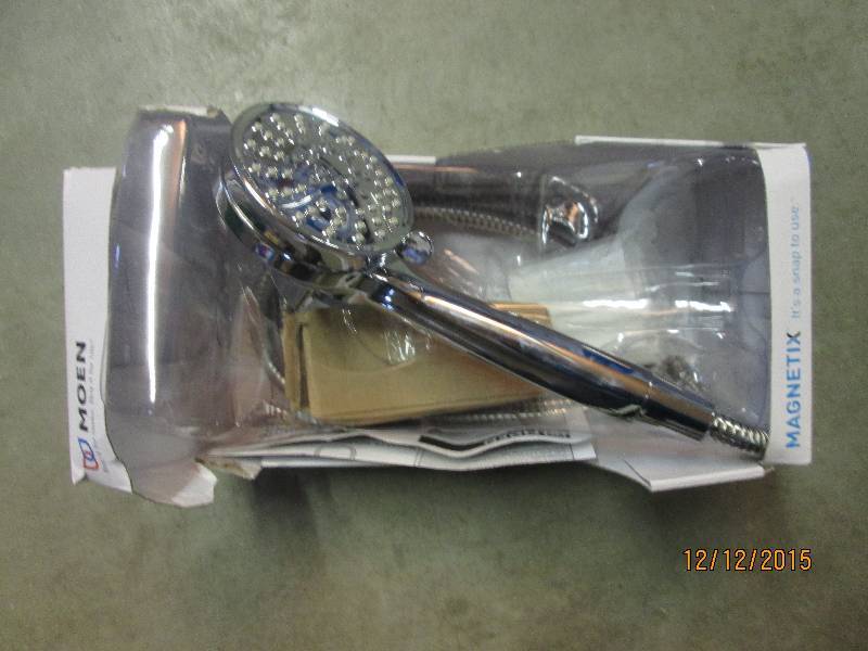 lot 25 image: Magnetix magnetic docking handheld shower head, damaged package, product appears fine