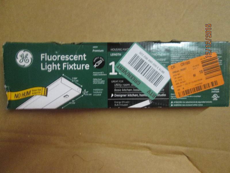 lot 29 image: GE Model # 16029 Internet # 100384830 Store SKU # 259441 13 in. Fluorescent Light Fixture
