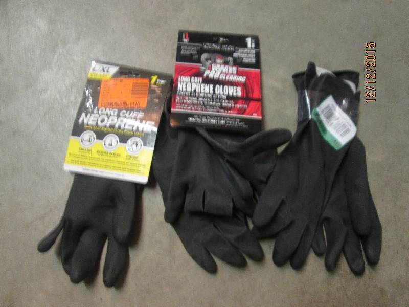 lot 31 image: 3 pairs, Grease Monkey Model # 2410...