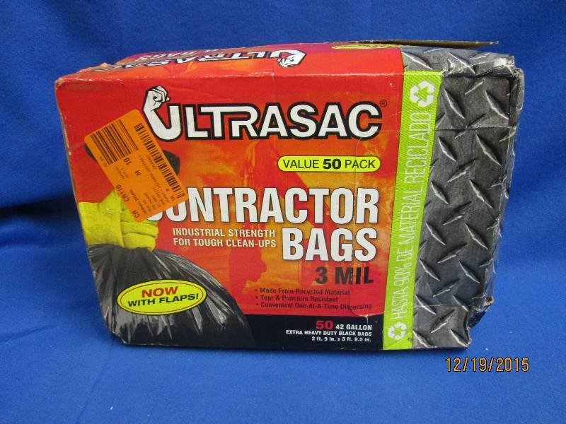 lot 40 image: Box of contractor grade trash bags...