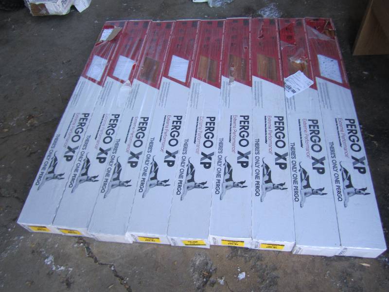 lot 101 image: lot of 9 cases, 8 planks per case, ...