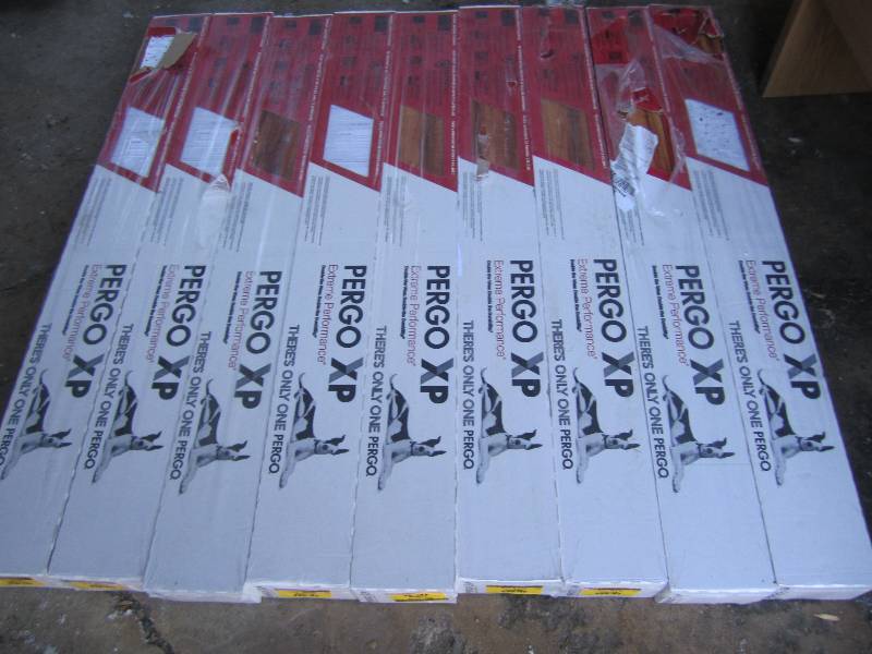 lot 102 image: lot of 9 cases, 8 planks per case, ...